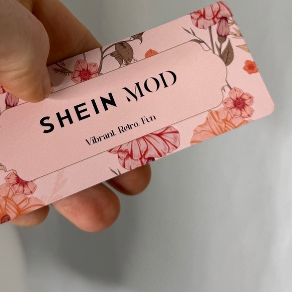 Sheer Layered Cream Mesh Ruffle Crop Top Size Medium NWT - Picture 7 of 7